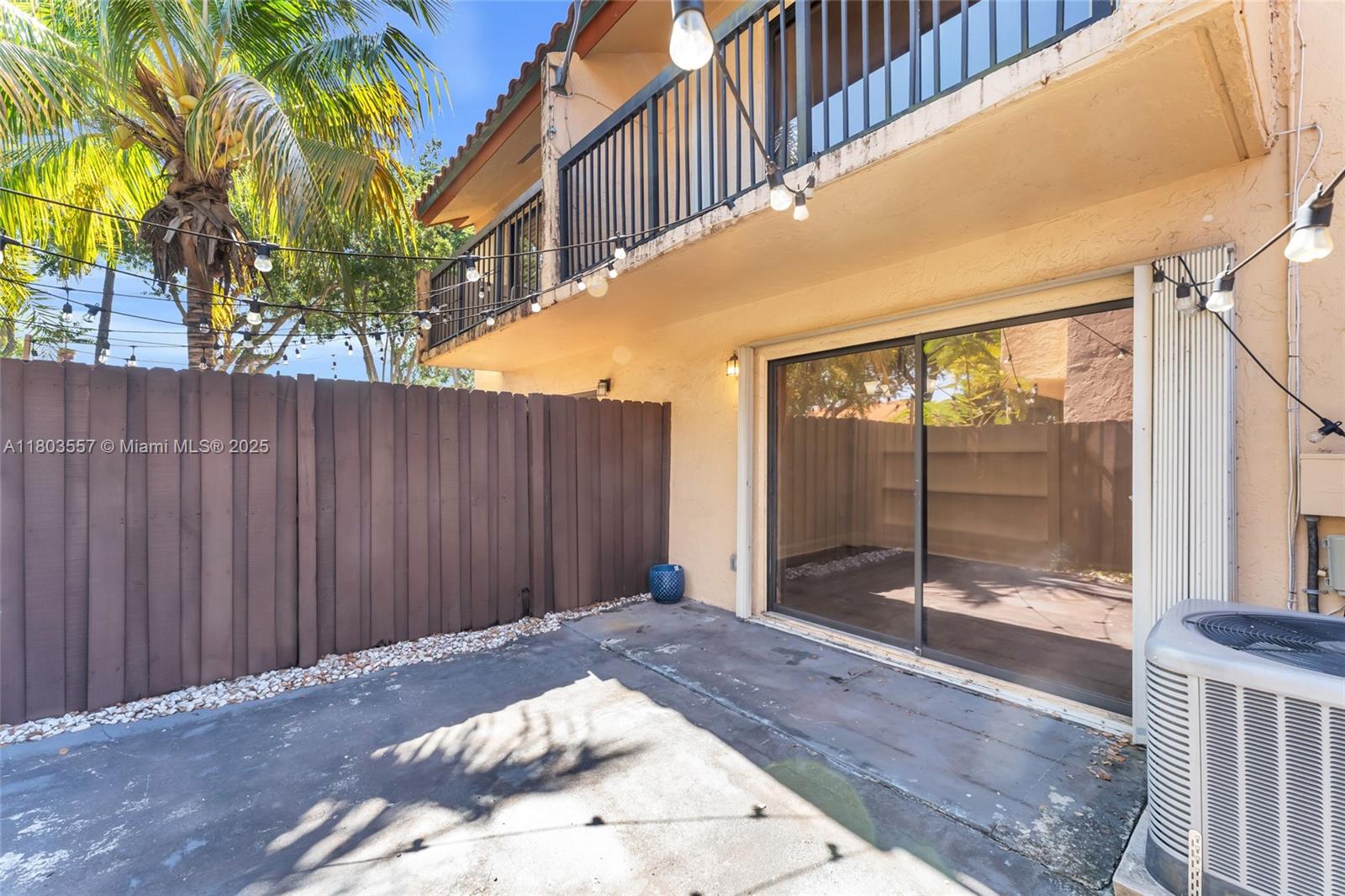 DADELAND COVE SEC 1 - Residential