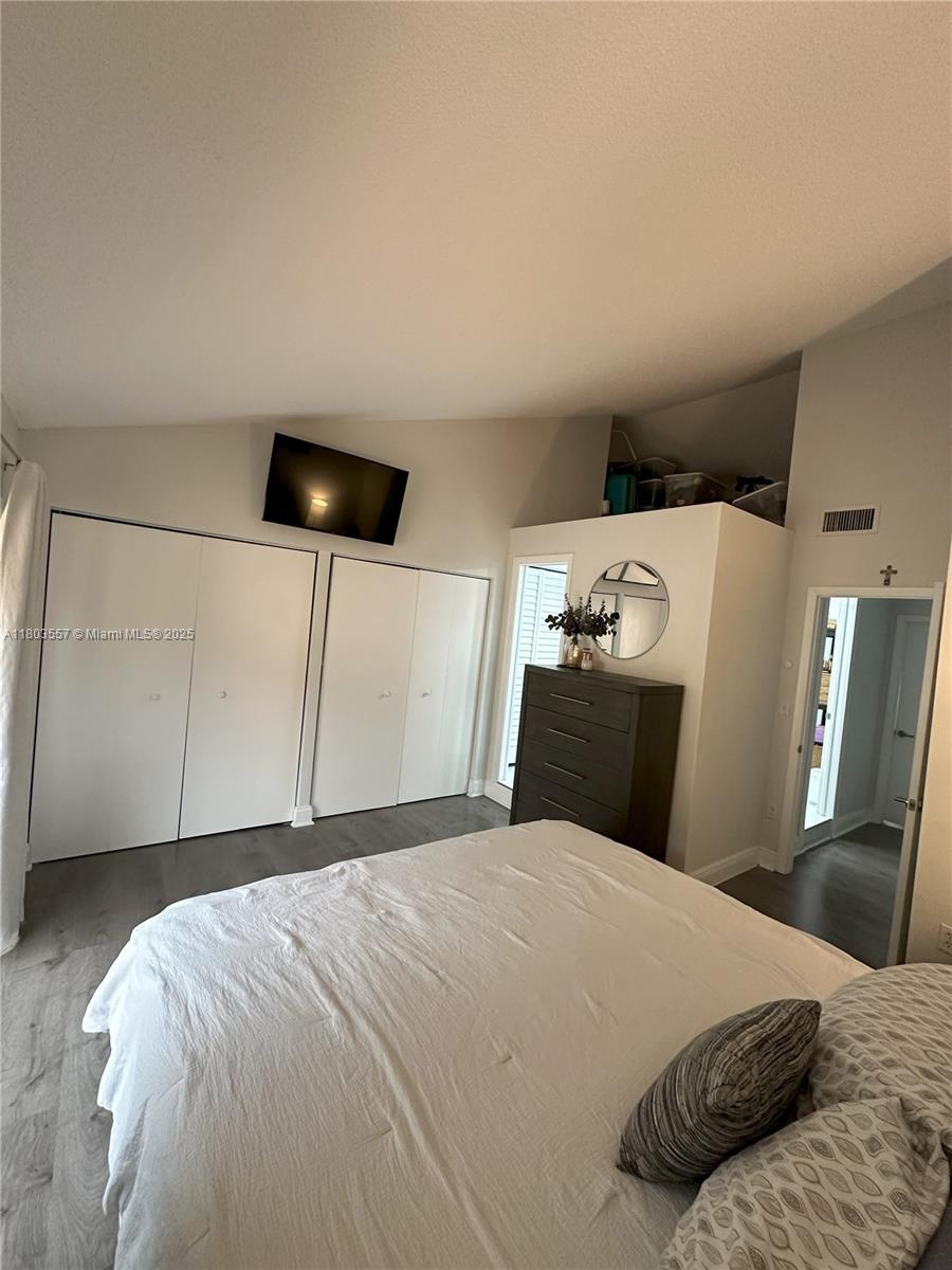 DADELAND COVE SEC 1 - Residential