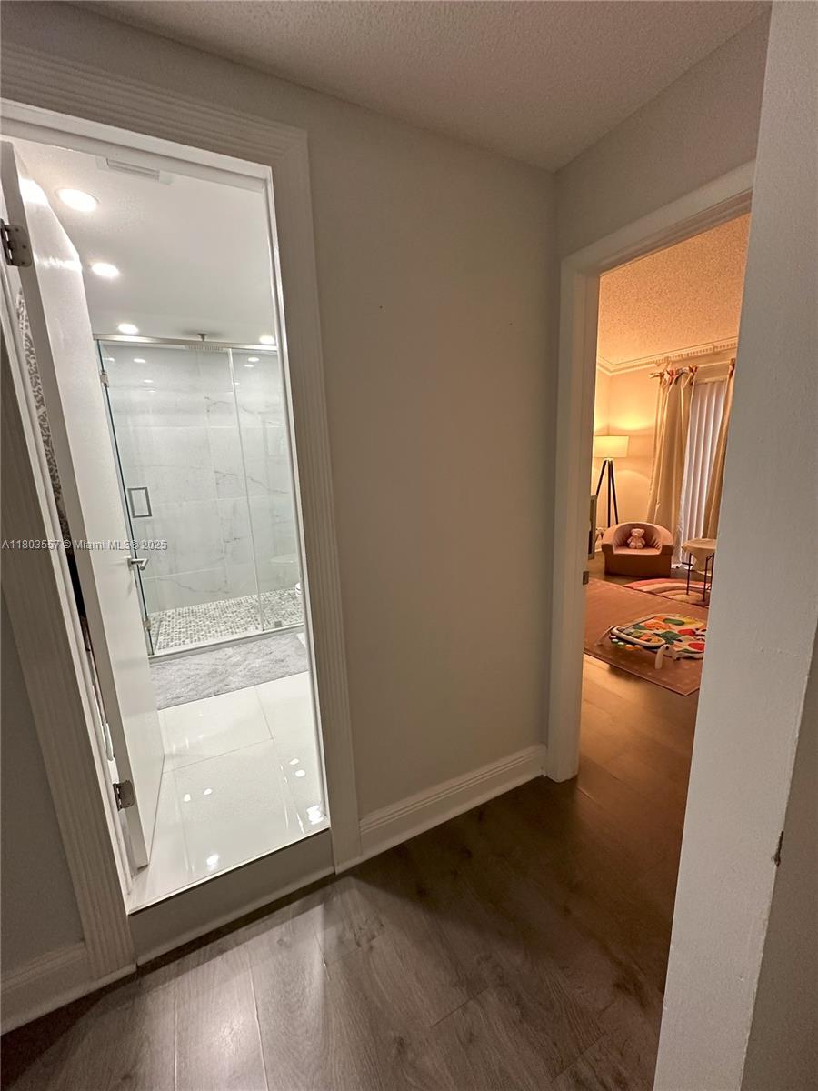 DADELAND COVE SEC 1 - Residential