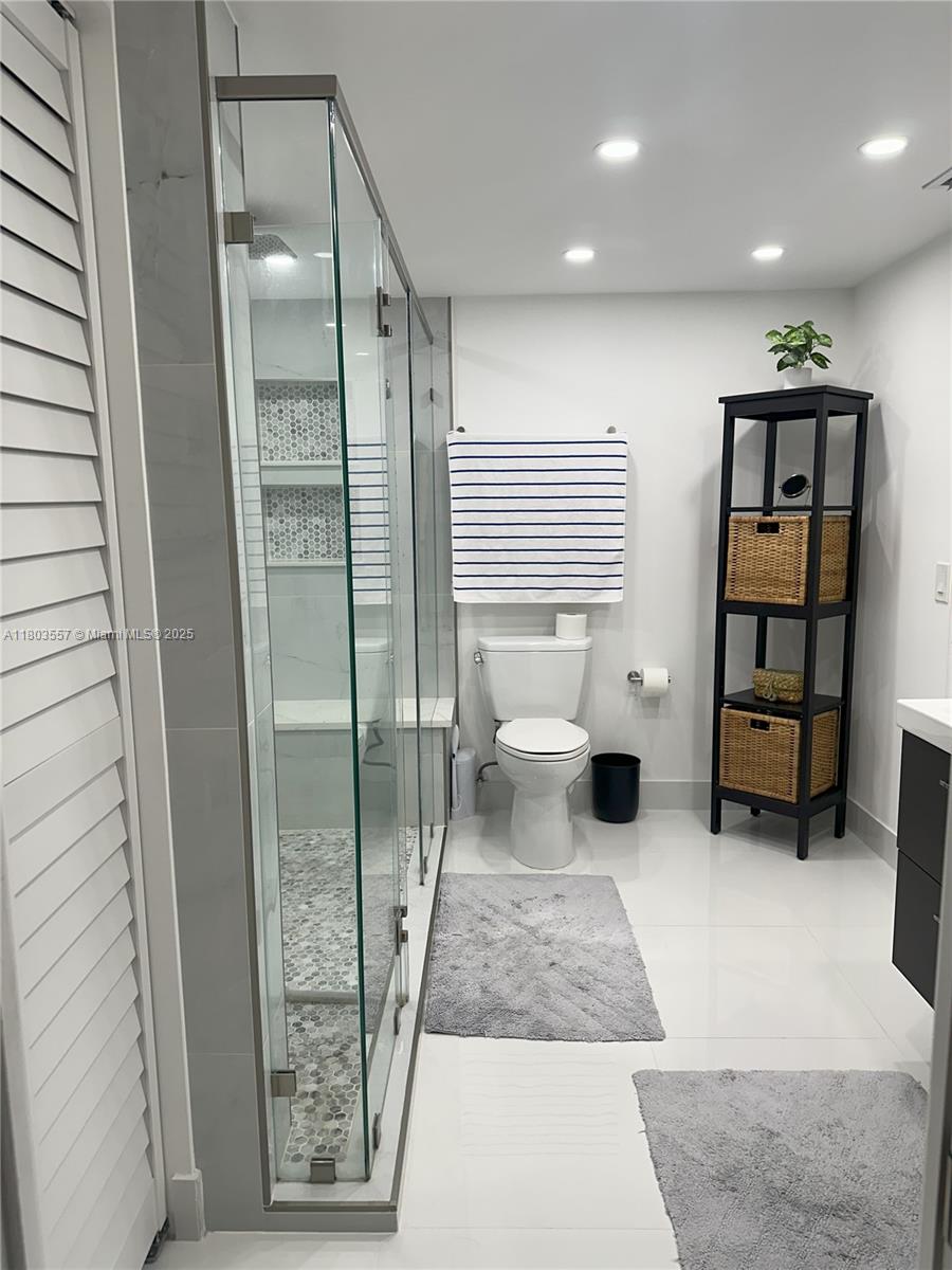 DADELAND COVE SEC 1 - Residential