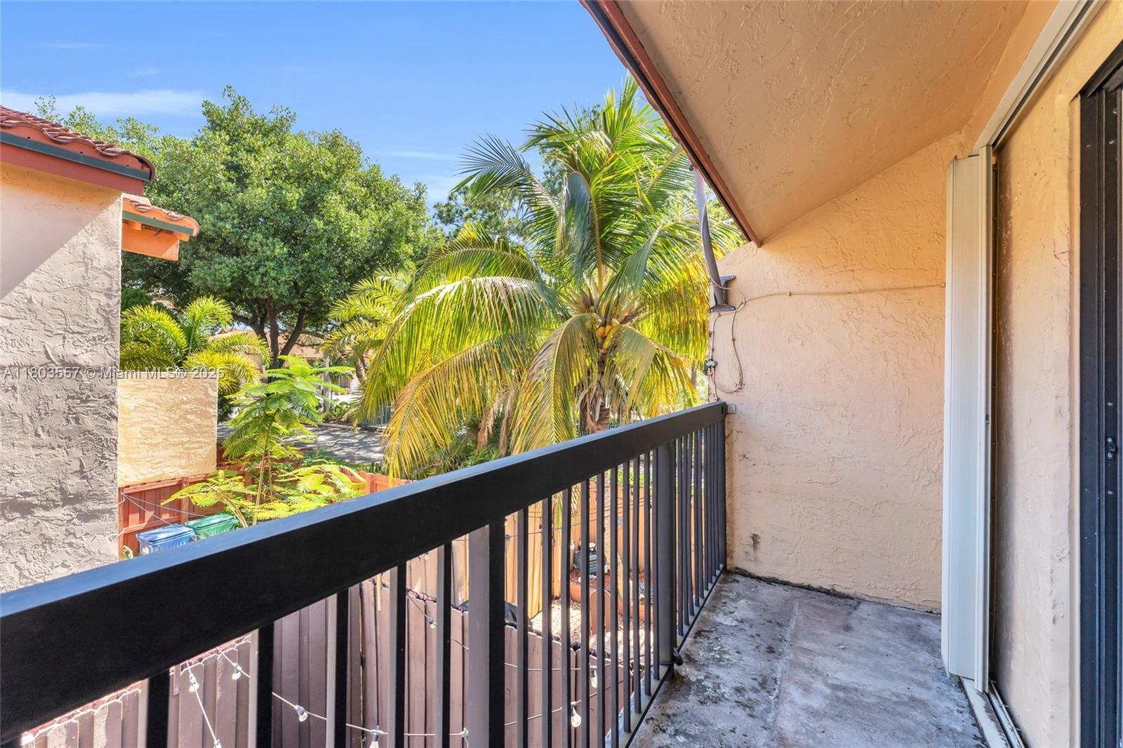 DADELAND COVE SEC 1 - Residential