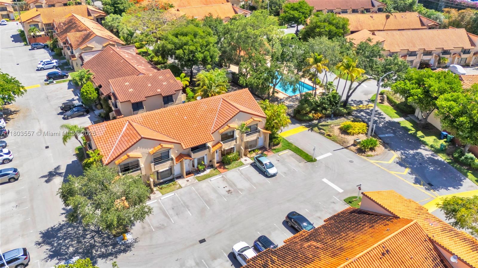 DADELAND COVE SEC 1 - Residential