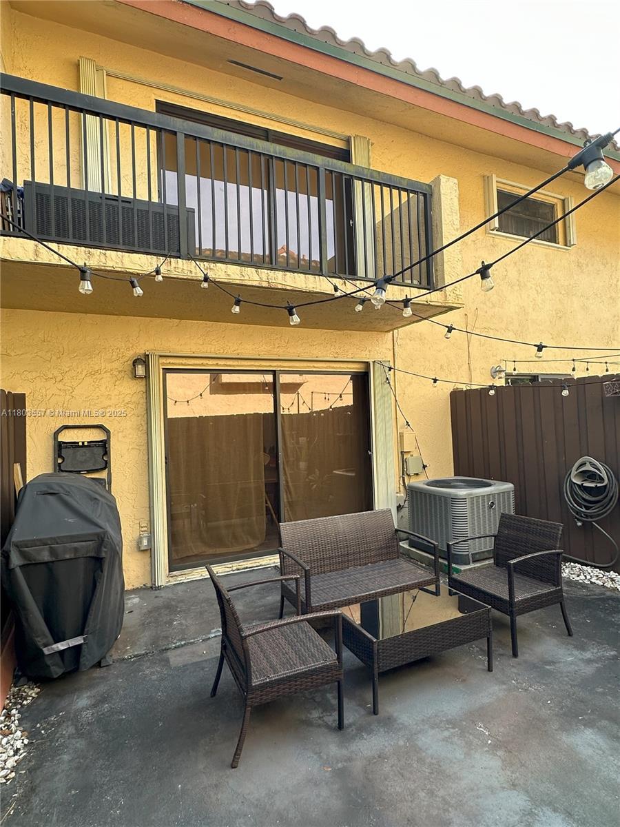 DADELAND COVE SEC 1 - Residential