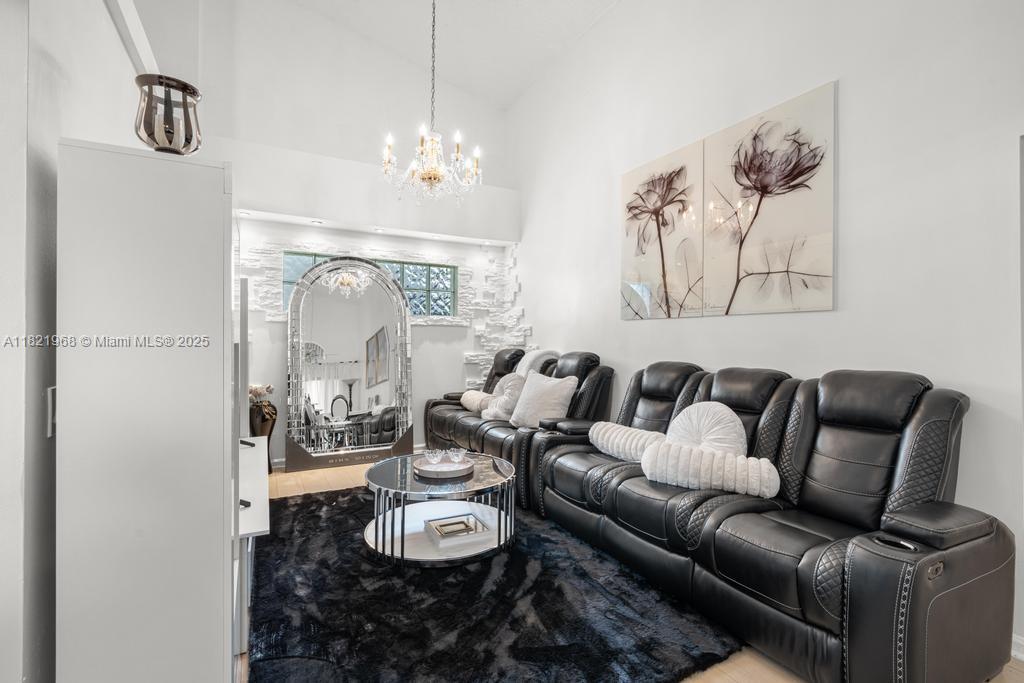 6987 Charlotte Ct