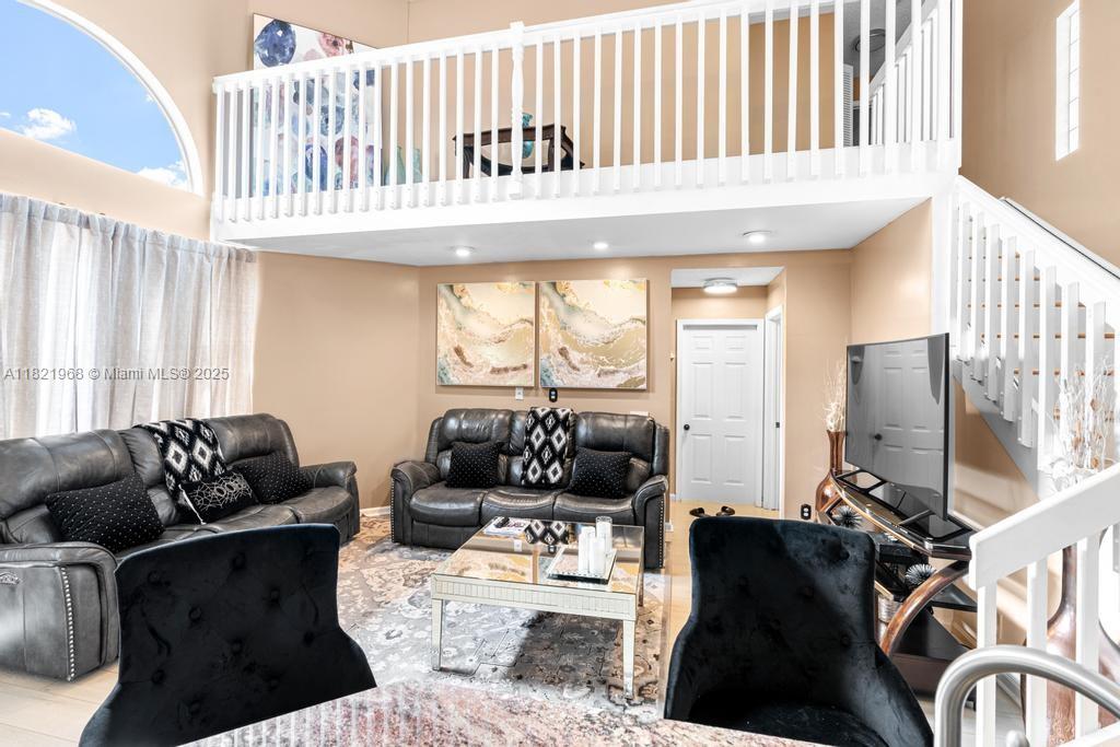 HOLIDAY SPRINGS EAST - Residential