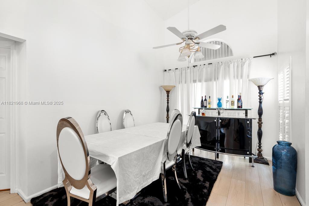 6987 Charlotte Ct
