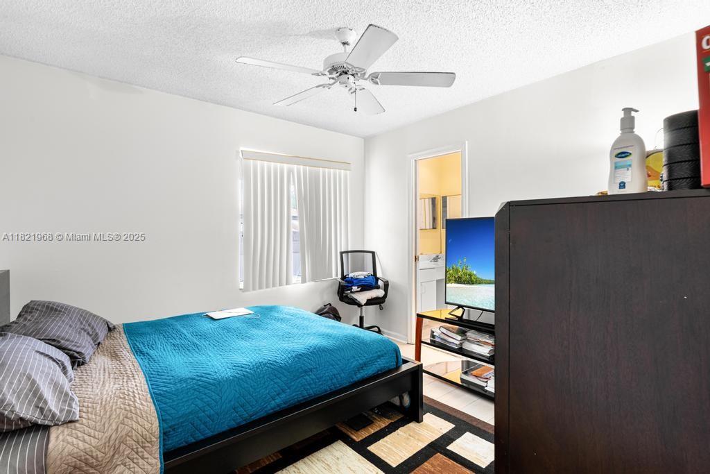 HOLIDAY SPRINGS EAST - Residential