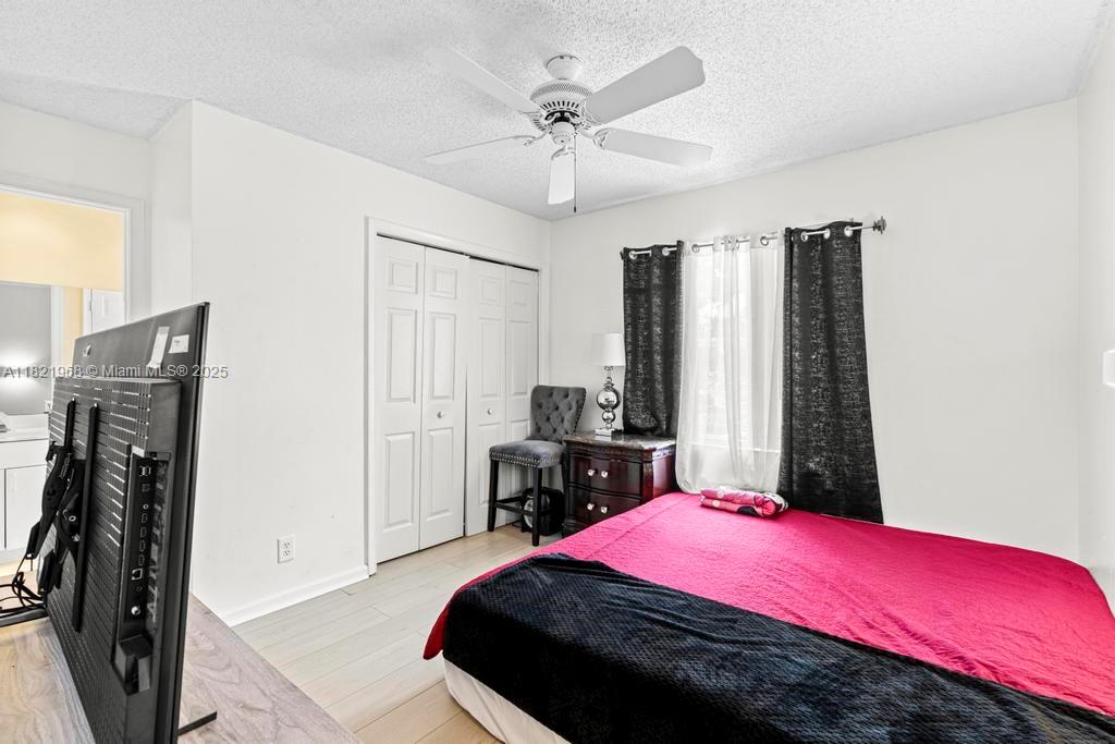 HOLIDAY SPRINGS EAST - Residential