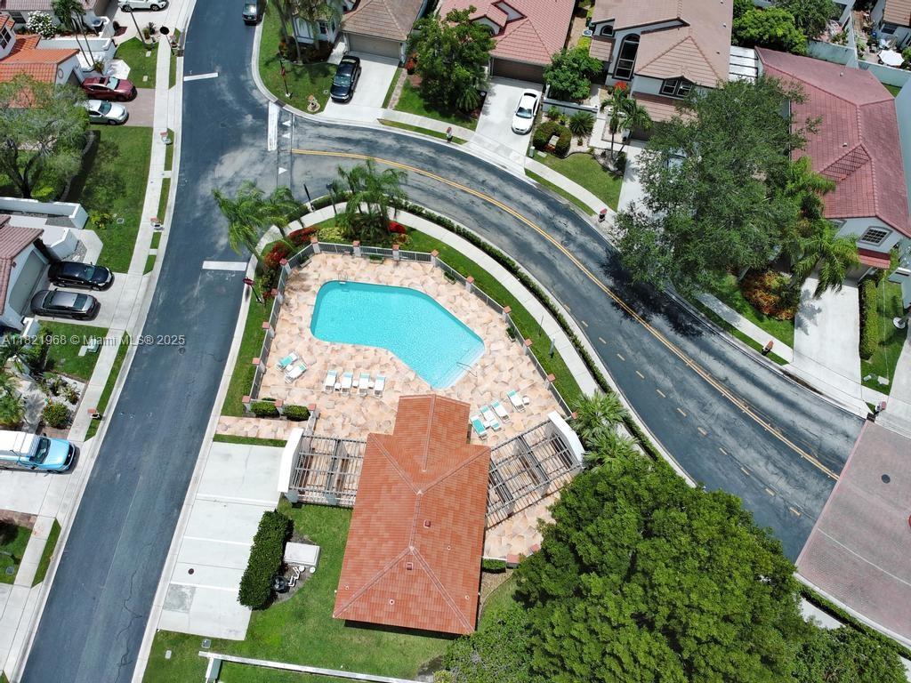 HOLIDAY SPRINGS EAST - Residential