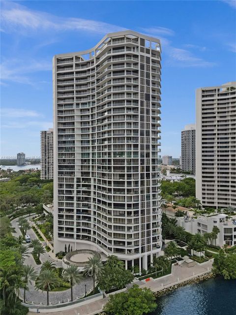 A home in Aventura