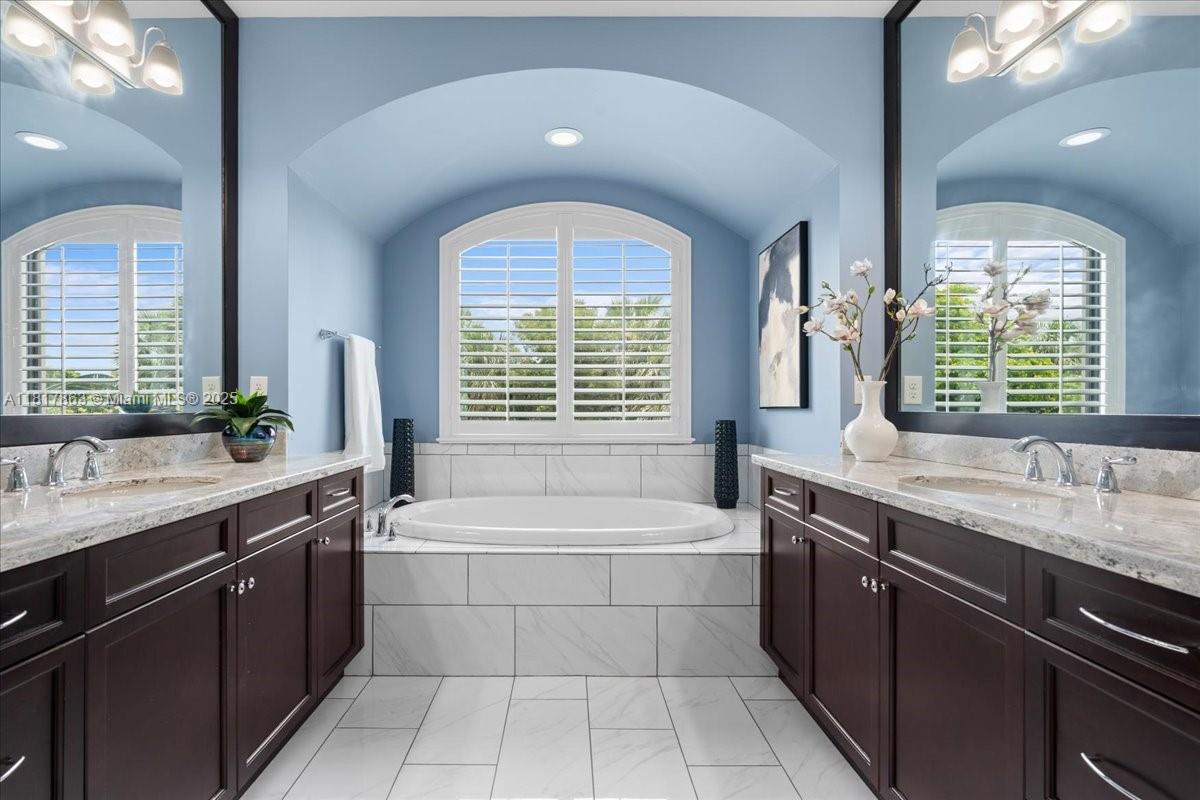 WATERCREST-42 ACRES - Residential