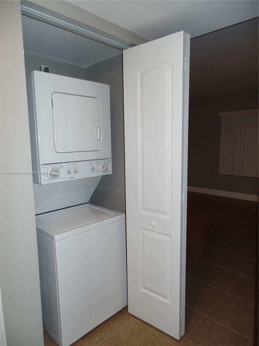 SAILBOAT POINTE CONDO - Residential Lease