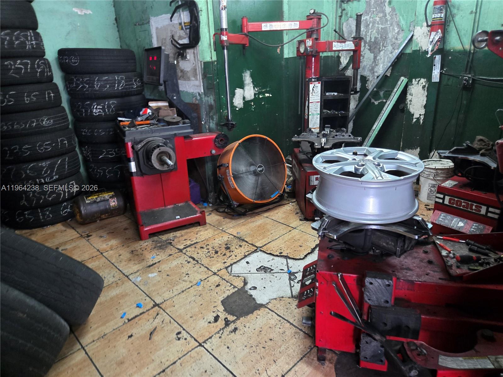 xxxxx W Flagler St #101