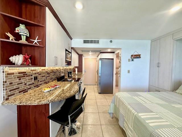 THE AVENTURA BEACH CLUB CO - Residential