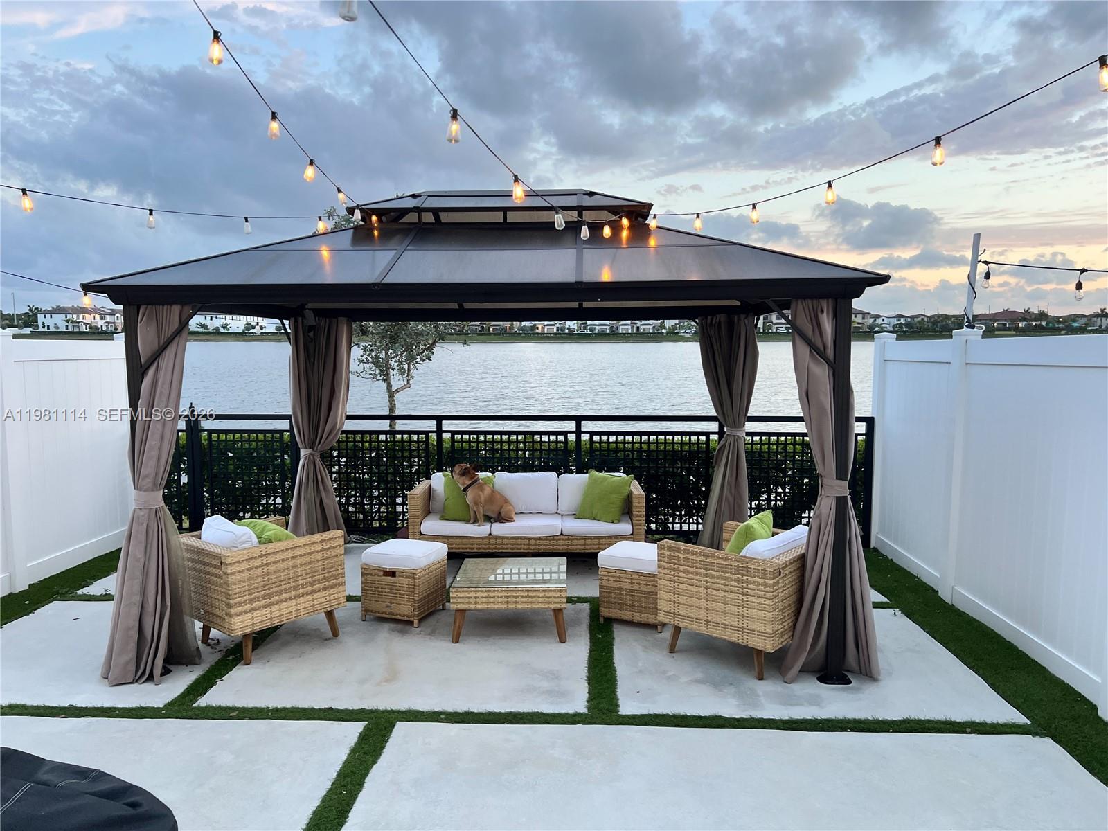 AQUABELLA NORTH - Residential