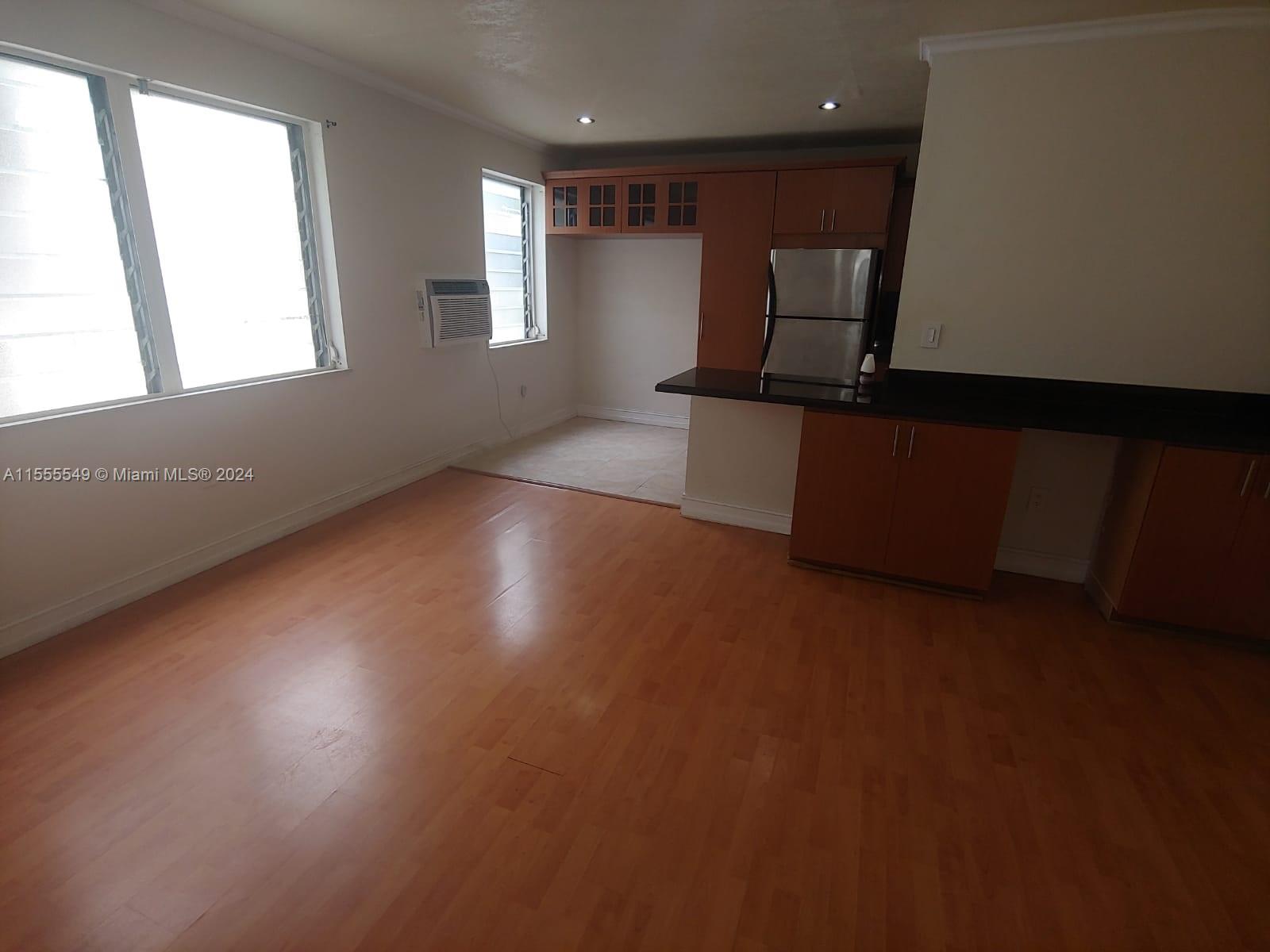 THE DOVE CONDO - Residential