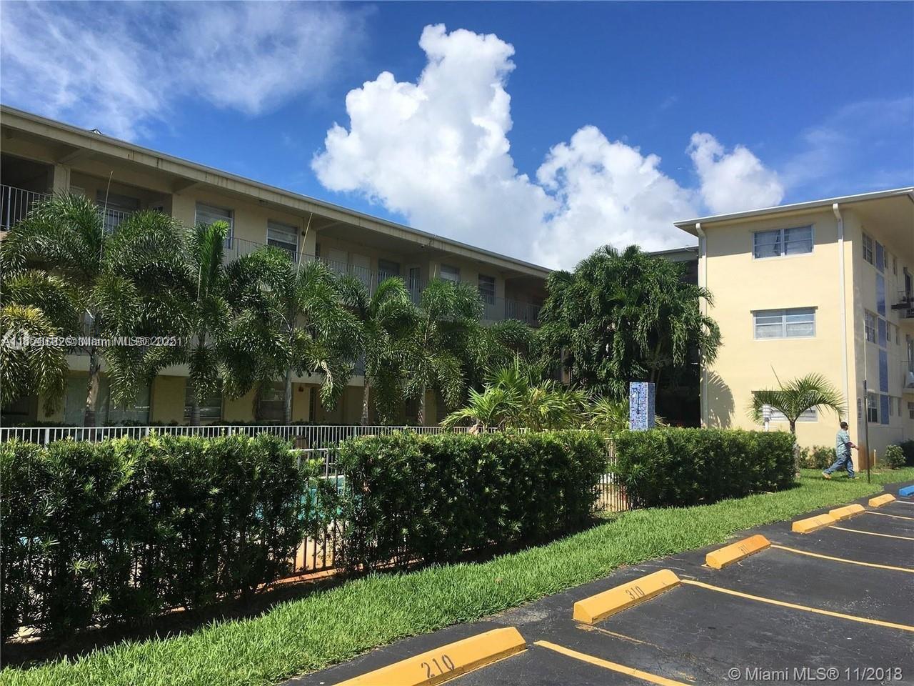 LSOLEI AT HALLANDALE BEAC - Residential Lease