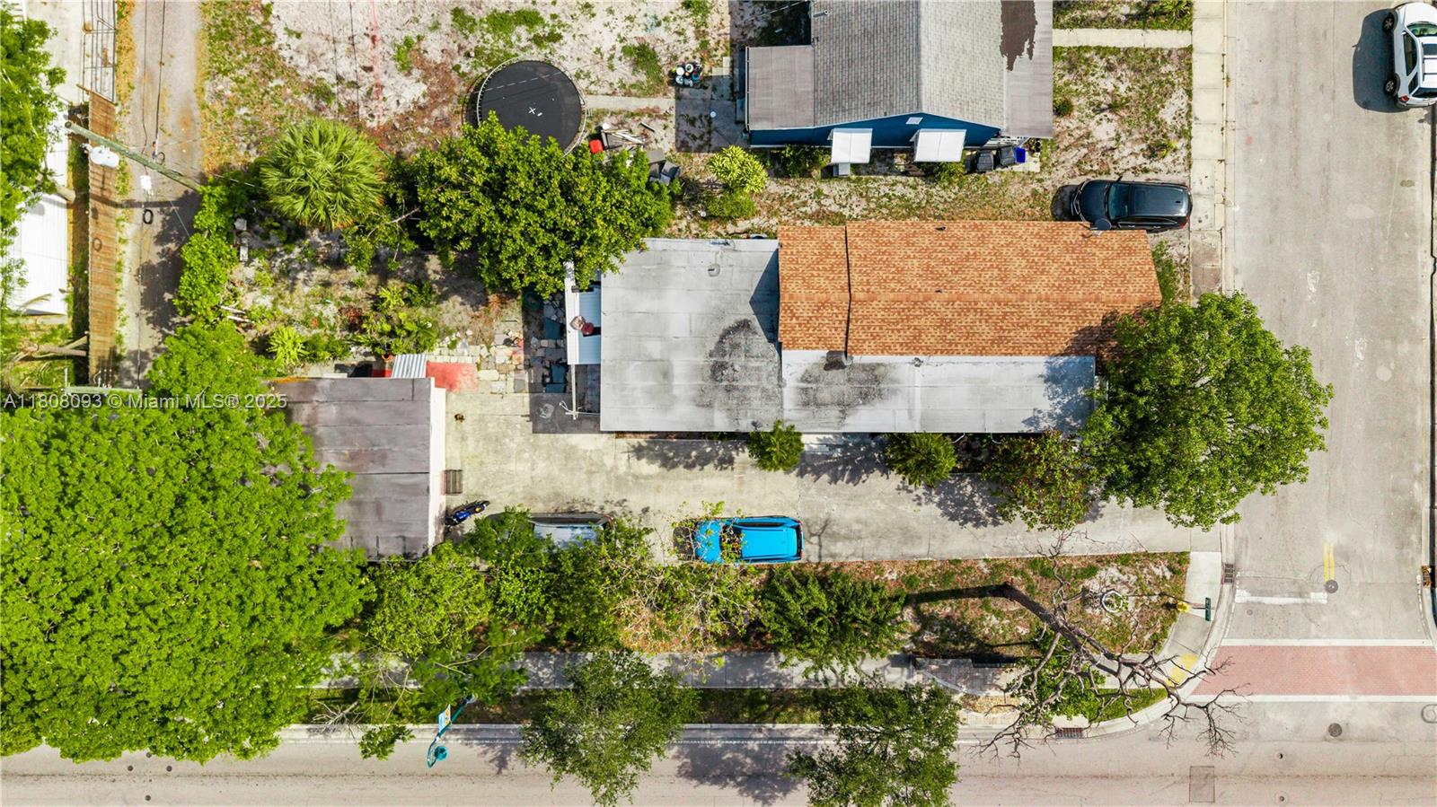 TOWN OF LAKE WORTH - Residential