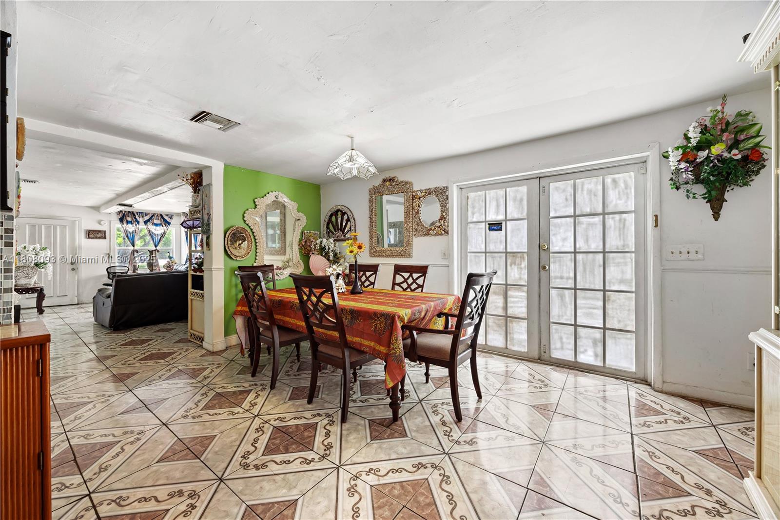 TOWN OF LAKE WORTH - Residential