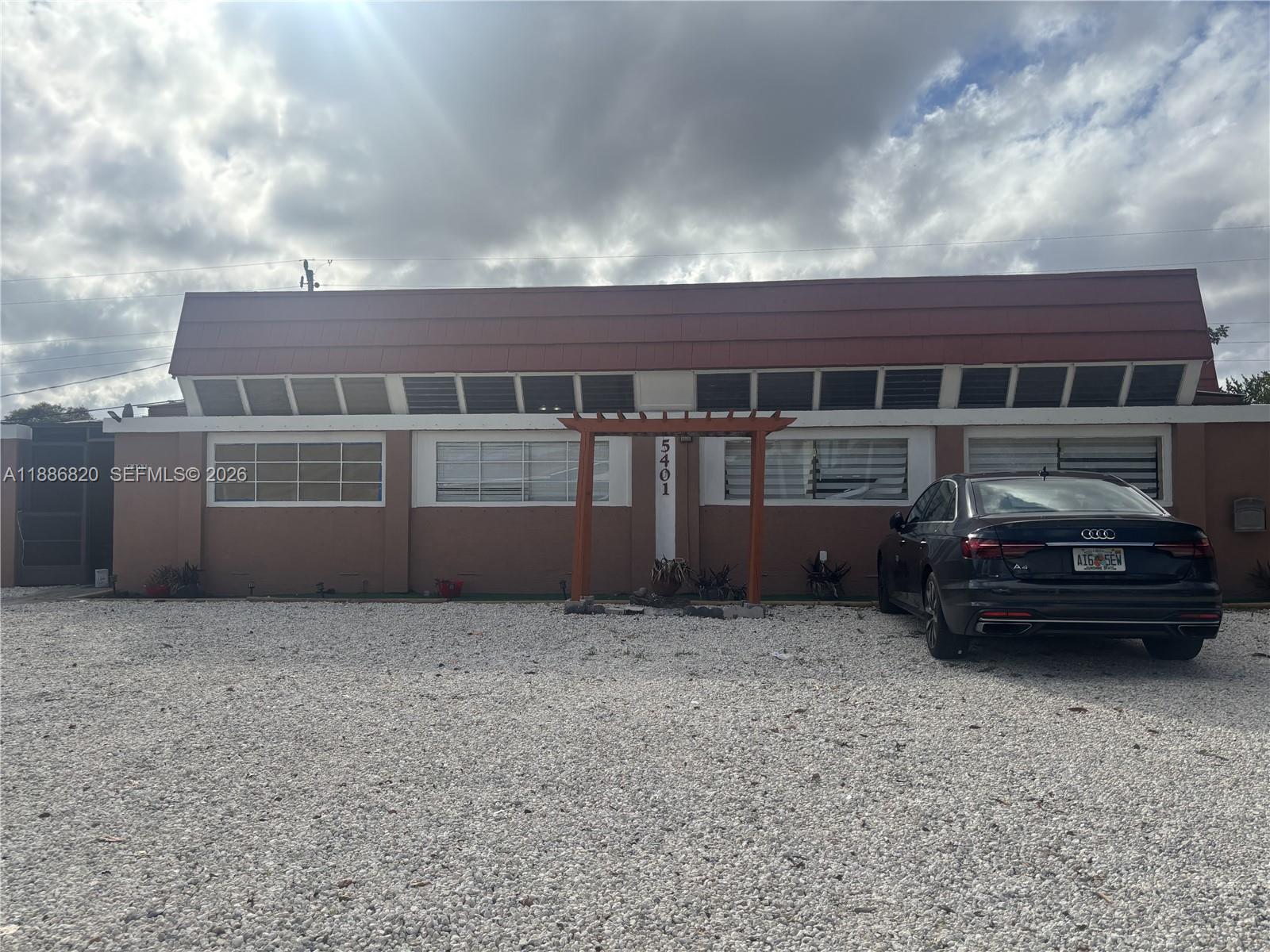 Coral Ridge Isles 45-47 B - Residential Income