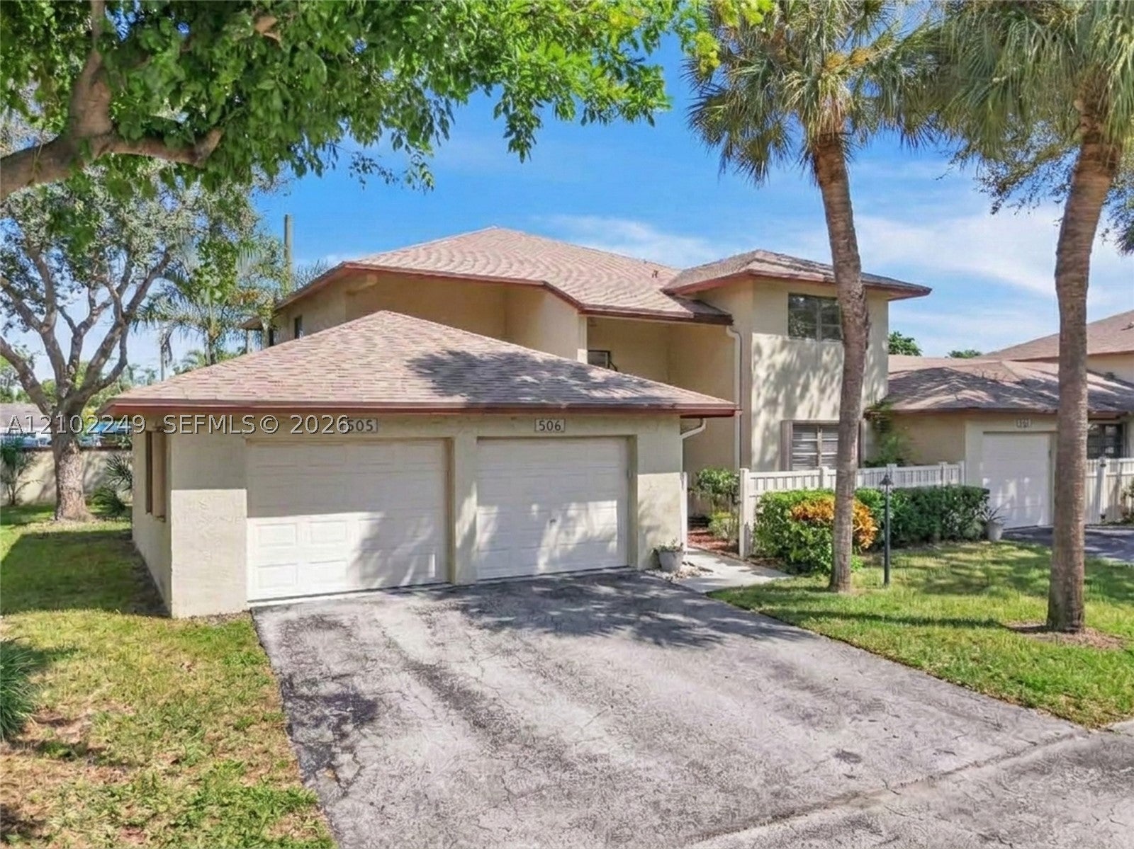 1769 NE 40th Pl 505