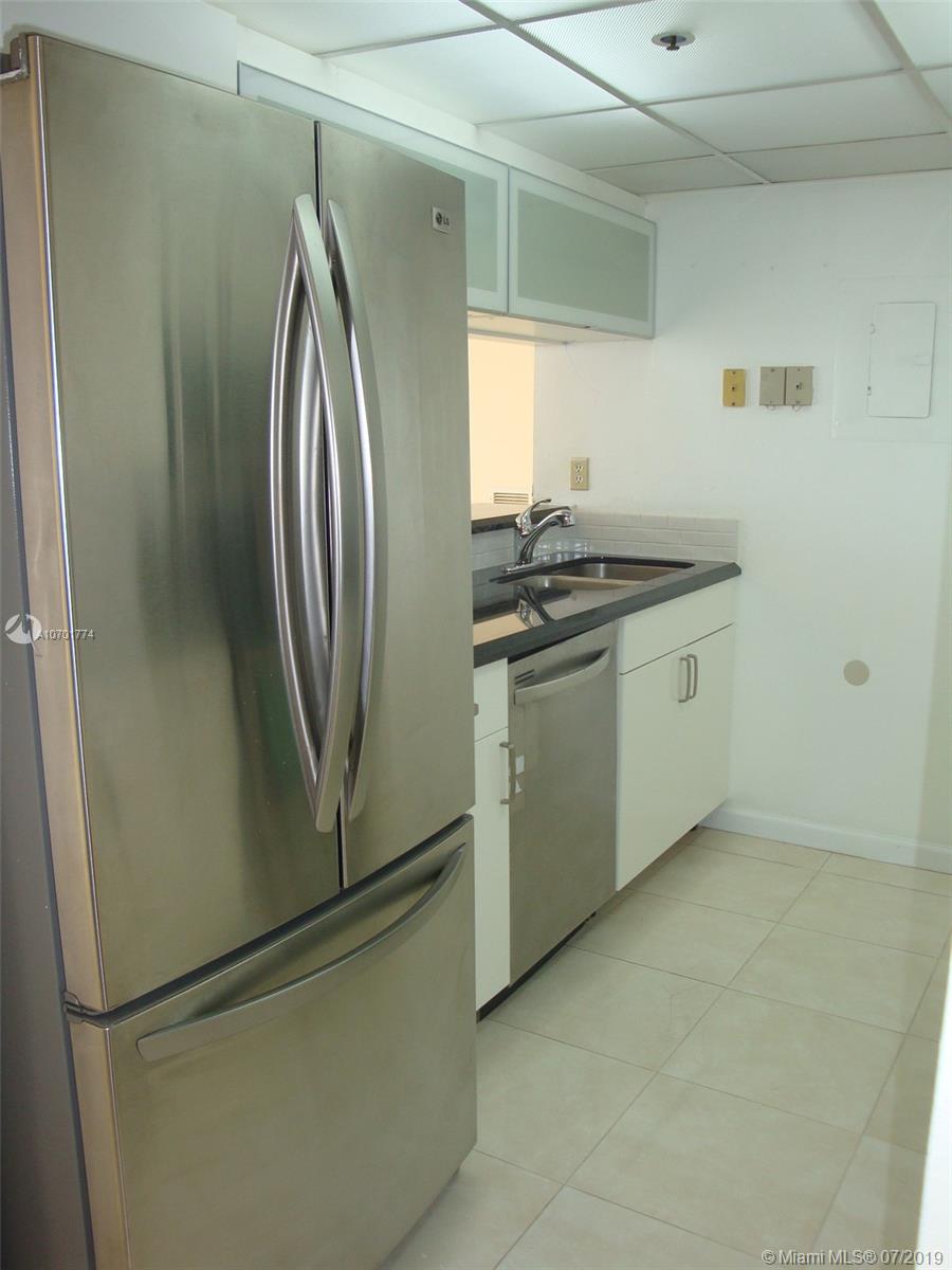 THE GRANDVIEW PALACE COND - Residential Lease