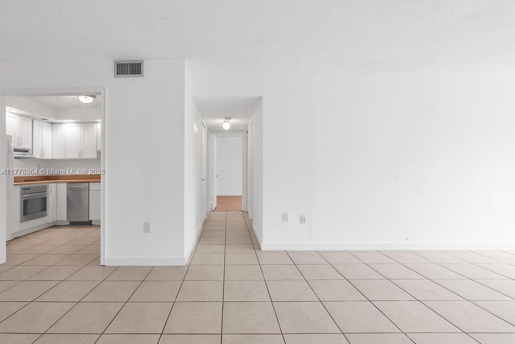 1450 Brickell Bay Dr 307