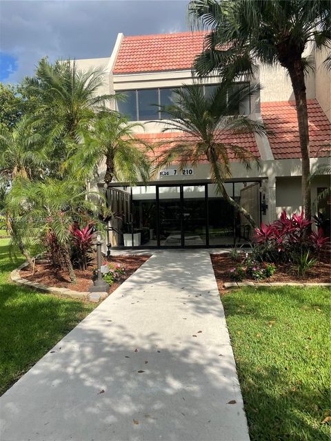 210 Lakeview Dr 109 Weston FL 33326