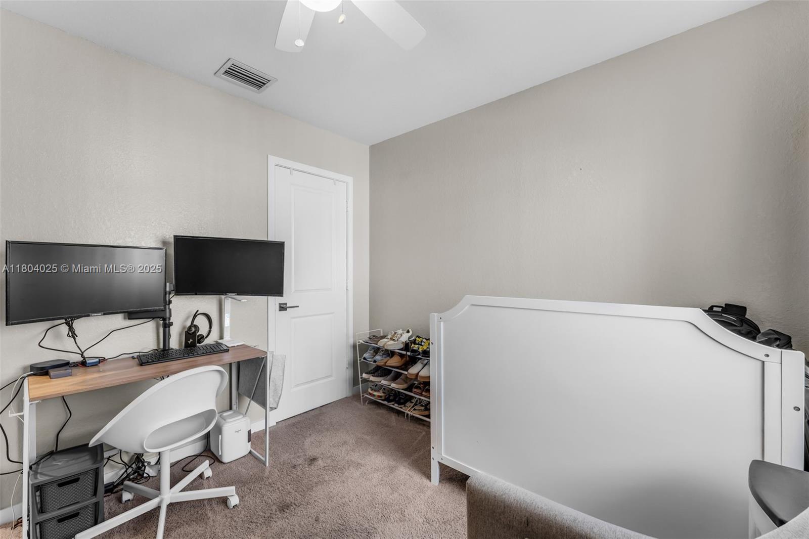 TOWNS AT SEASCAPE - Residential