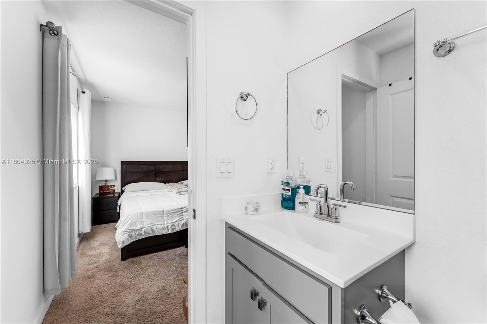 TOWNS AT SEASCAPE - Residential