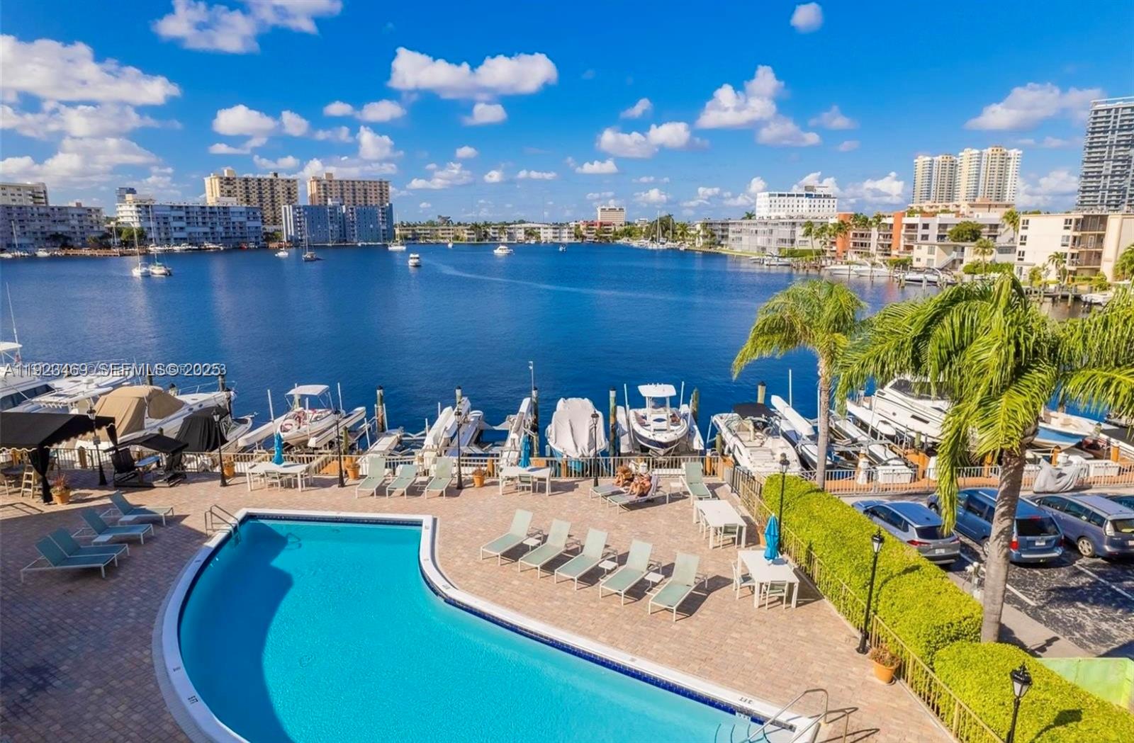 LAKE POINT TOWER CONDOMIN - Residential