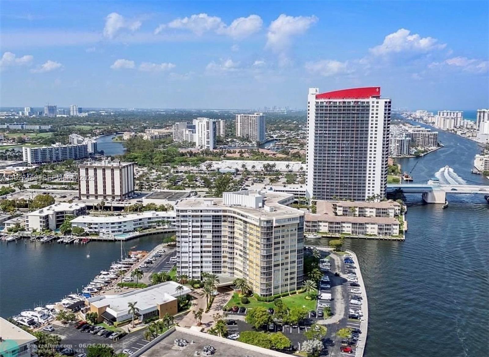 LAKE POINT TOWER CONDOMIN - Residential