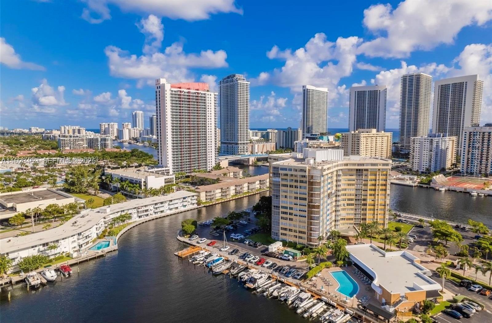 LAKE POINT TOWER CONDOMIN - Residential