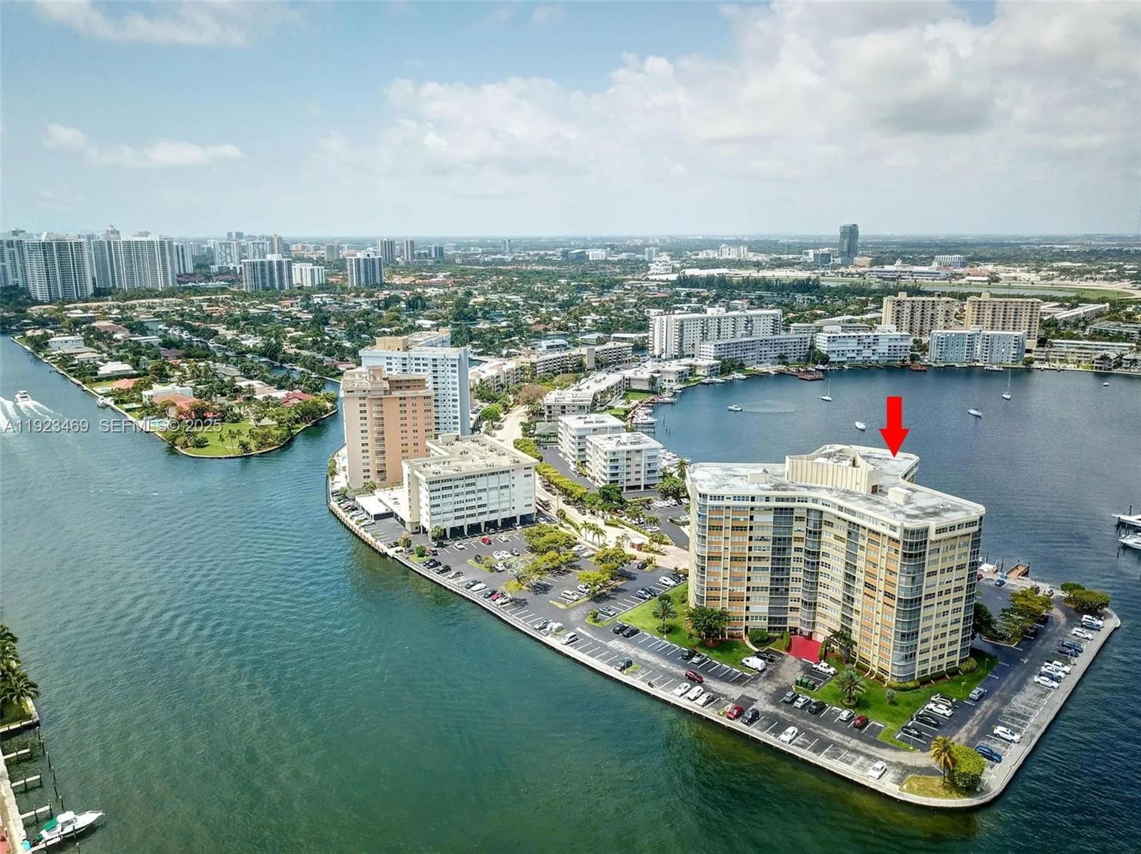 LAKE POINT TOWER CONDOMIN - Residential