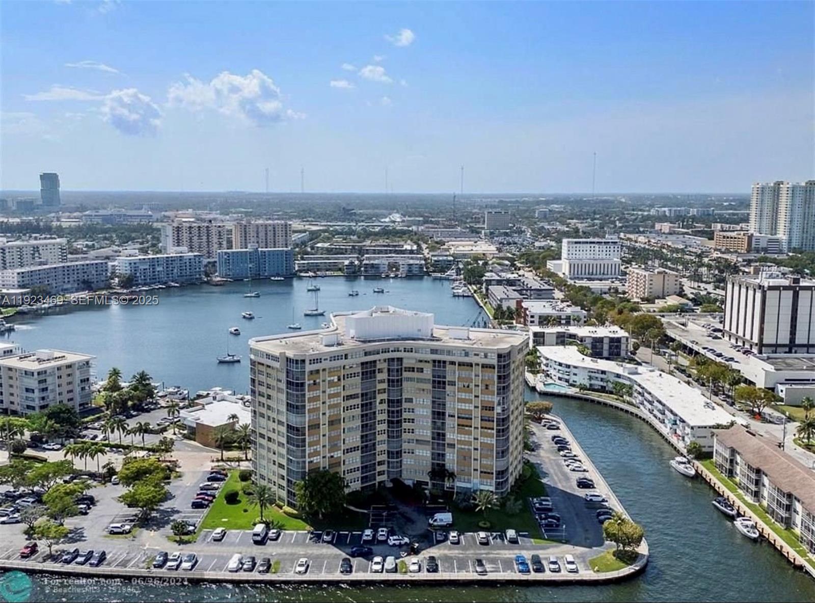 LAKE POINT TOWER CONDOMIN - Residential