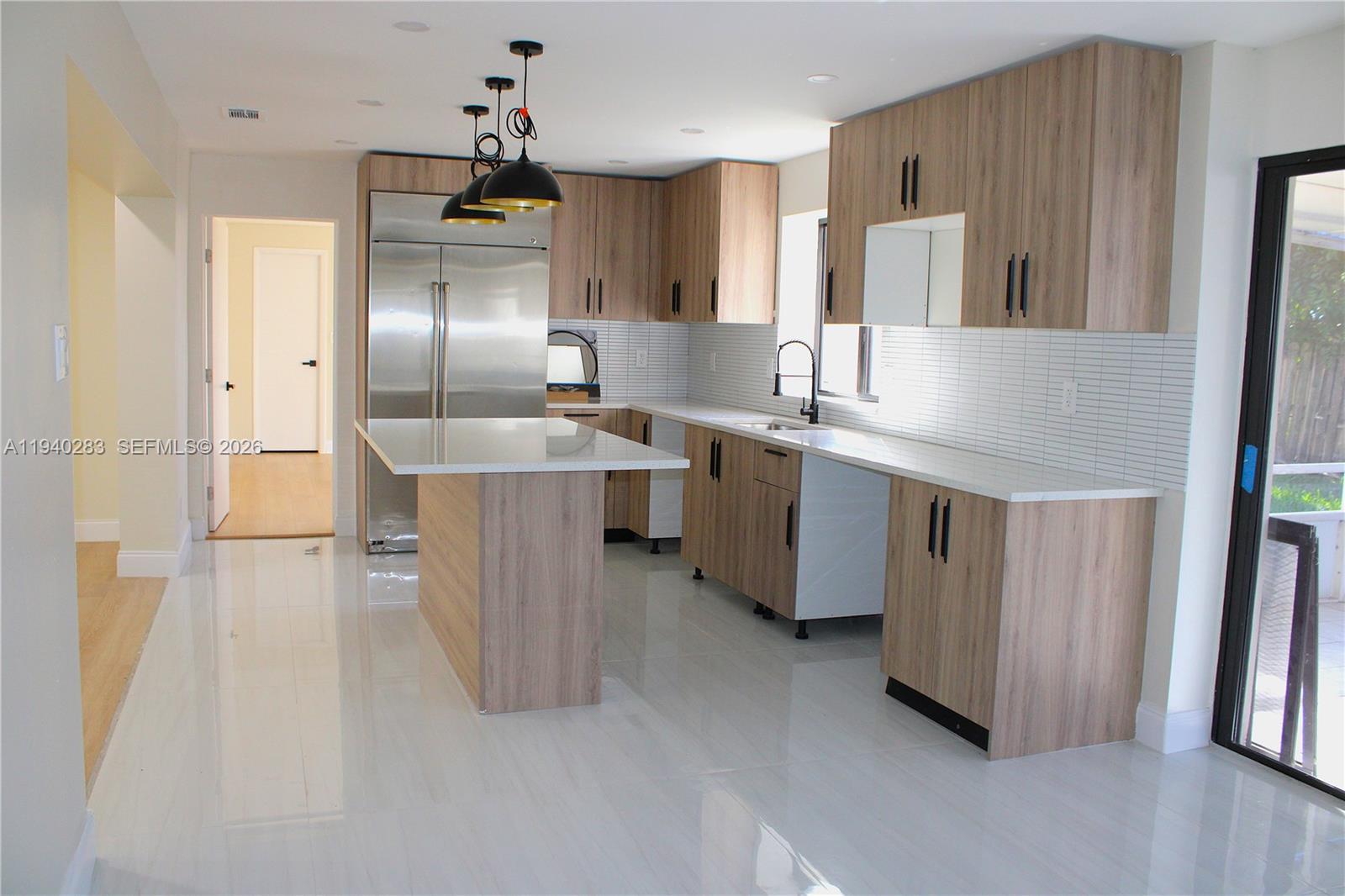 BROADVIEW PARK - Residential