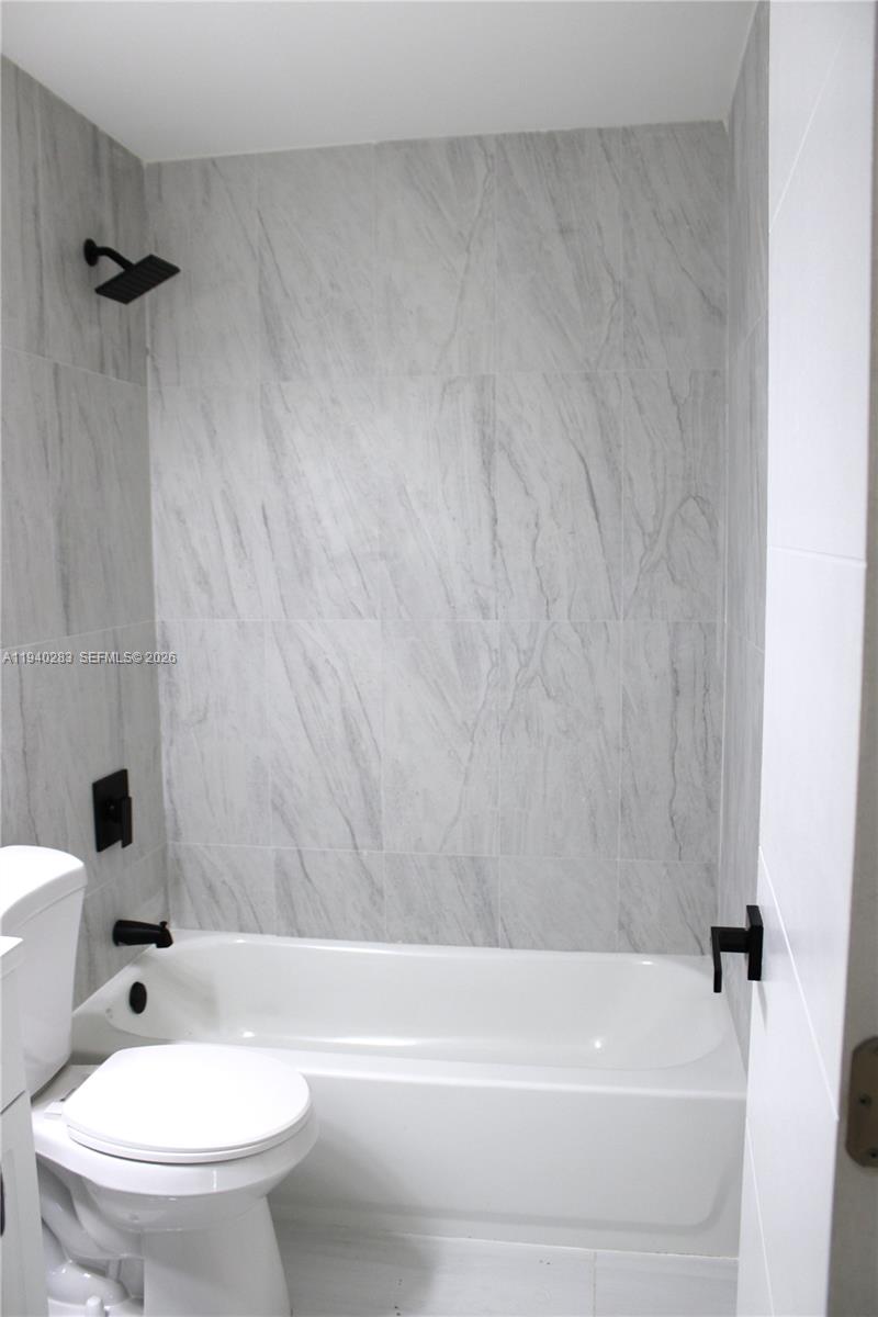 BROADVIEW PARK - Residential