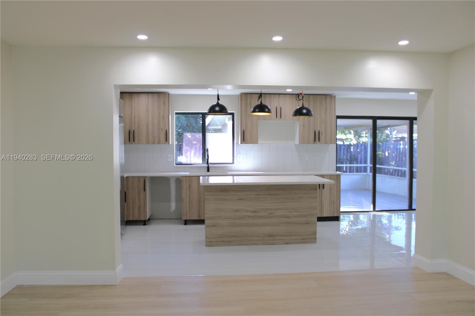 BROADVIEW PARK - Residential