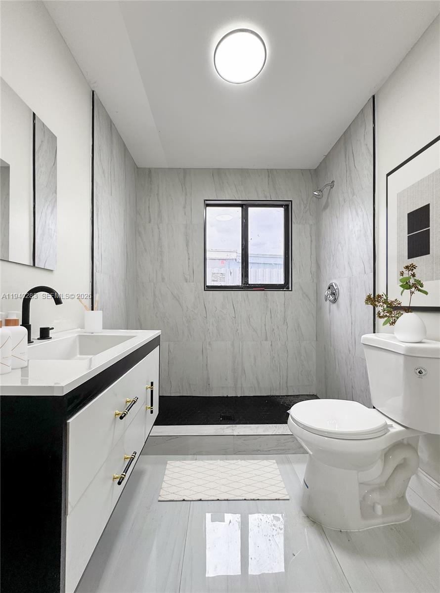 BROADVIEW PARK - Residential