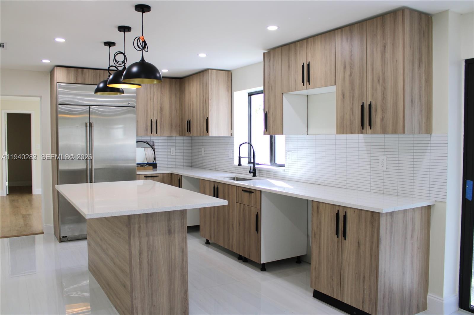 BROADVIEW PARK - Residential