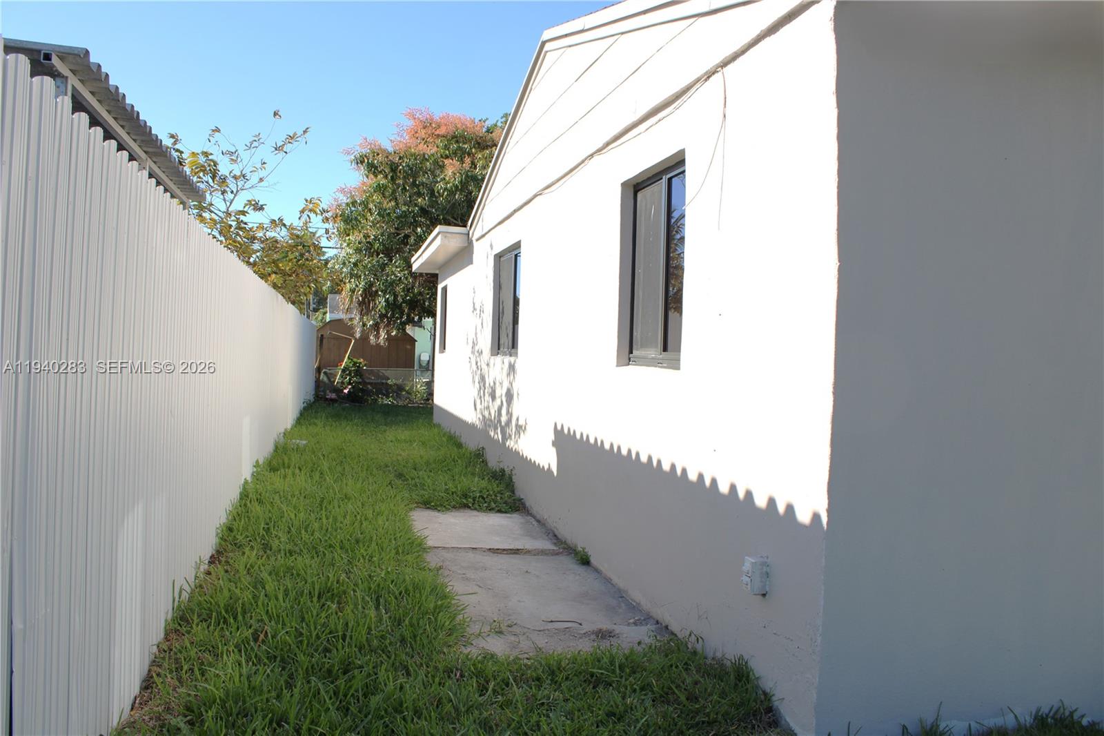 BROADVIEW PARK - Residential