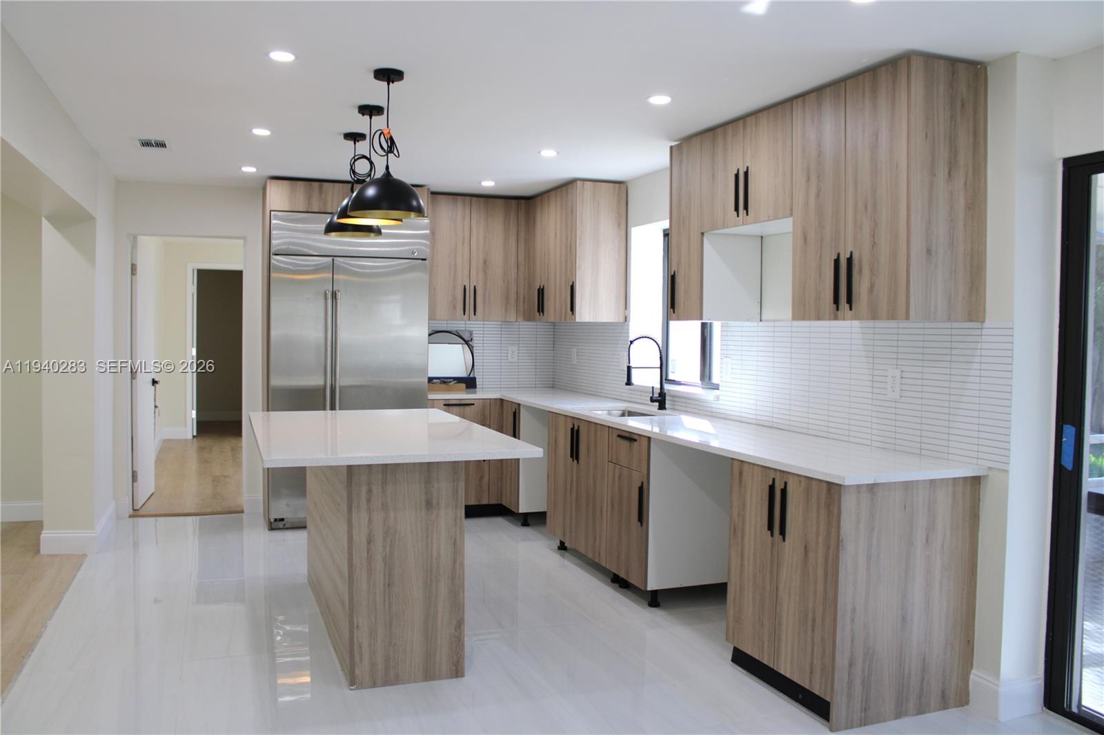 BROADVIEW PARK - Residential