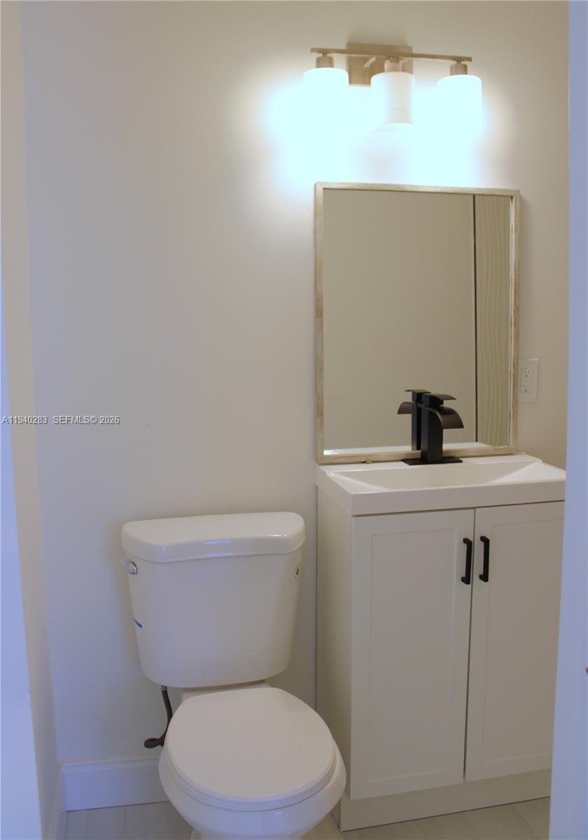 BROADVIEW PARK - Residential