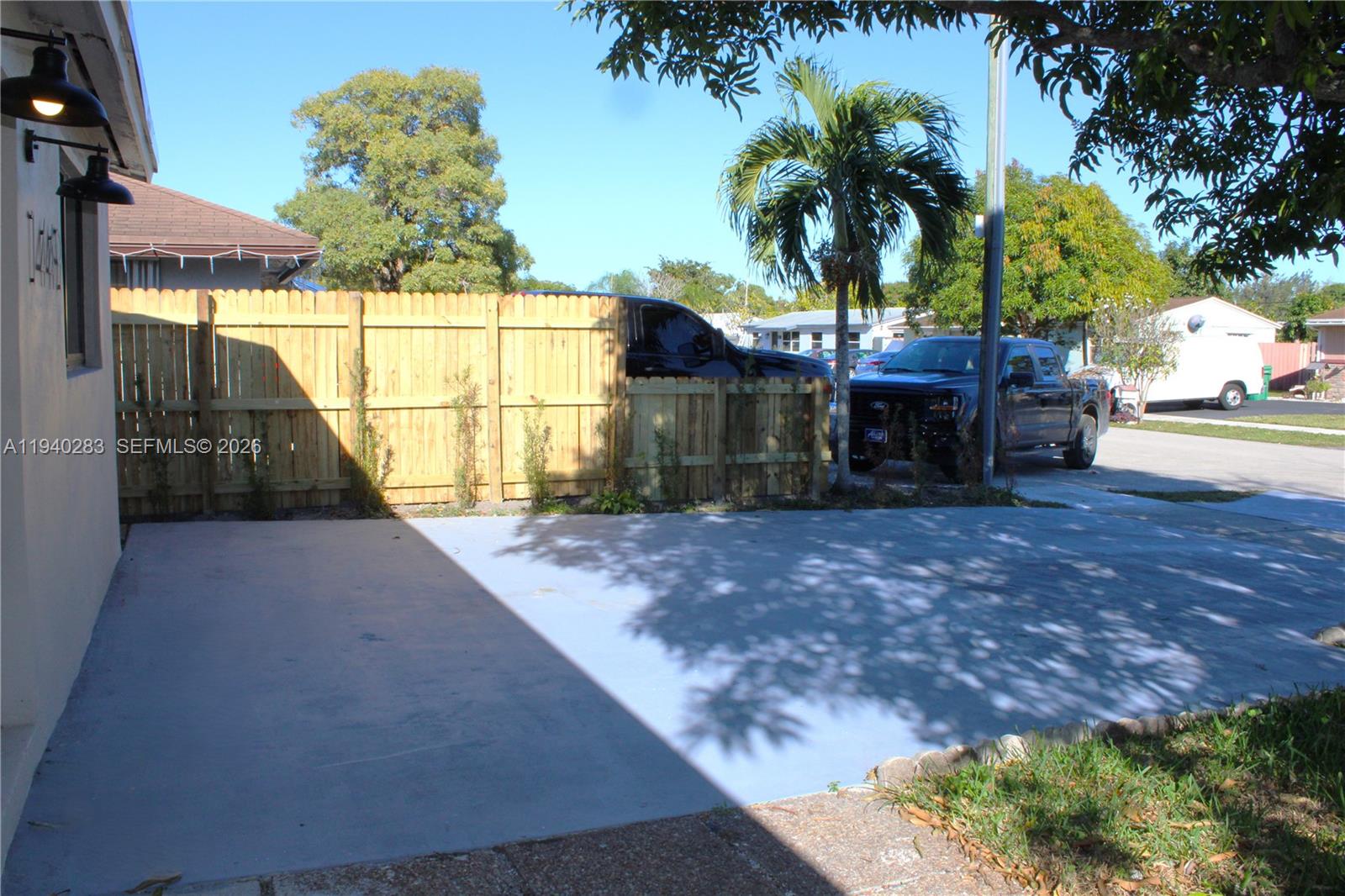 BROADVIEW PARK - Residential