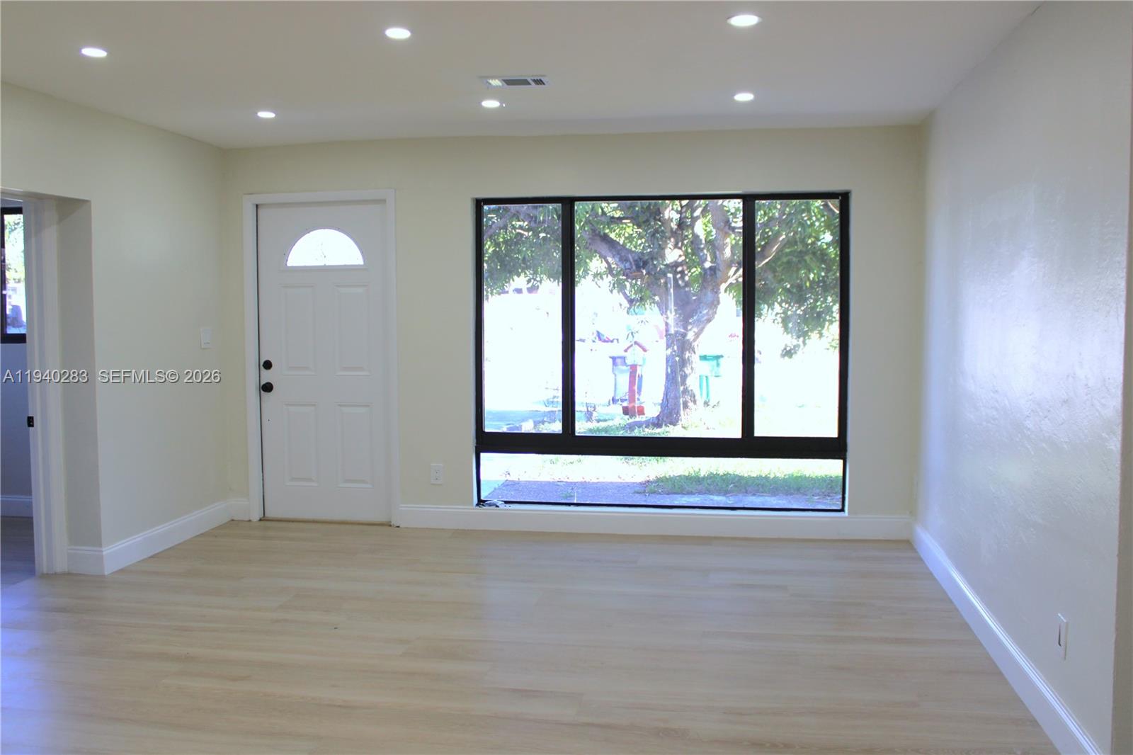 BROADVIEW PARK - Residential