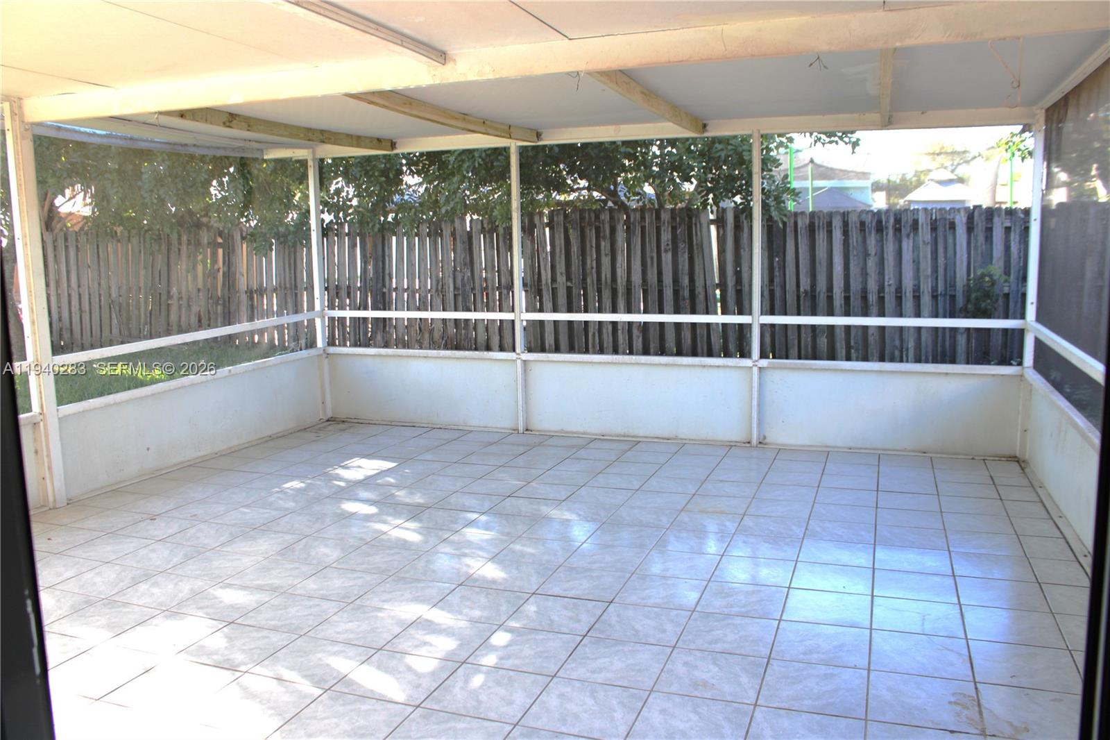 BROADVIEW PARK - Residential