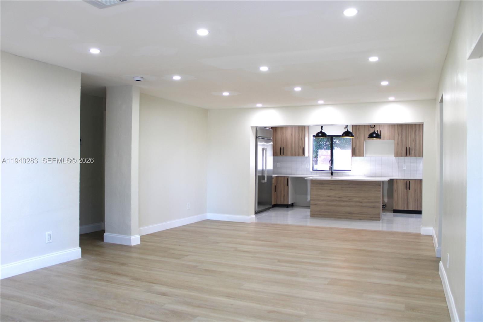 BROADVIEW PARK - Residential