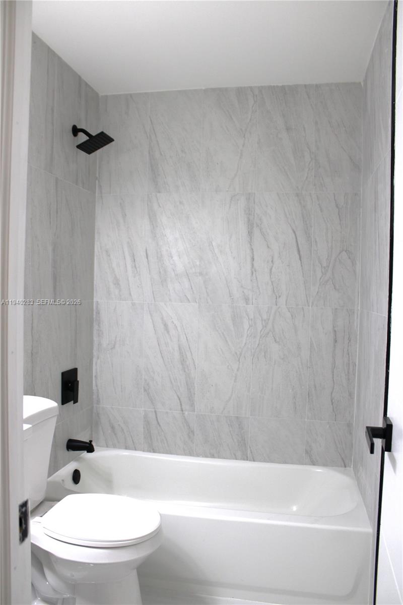 BROADVIEW PARK - Residential