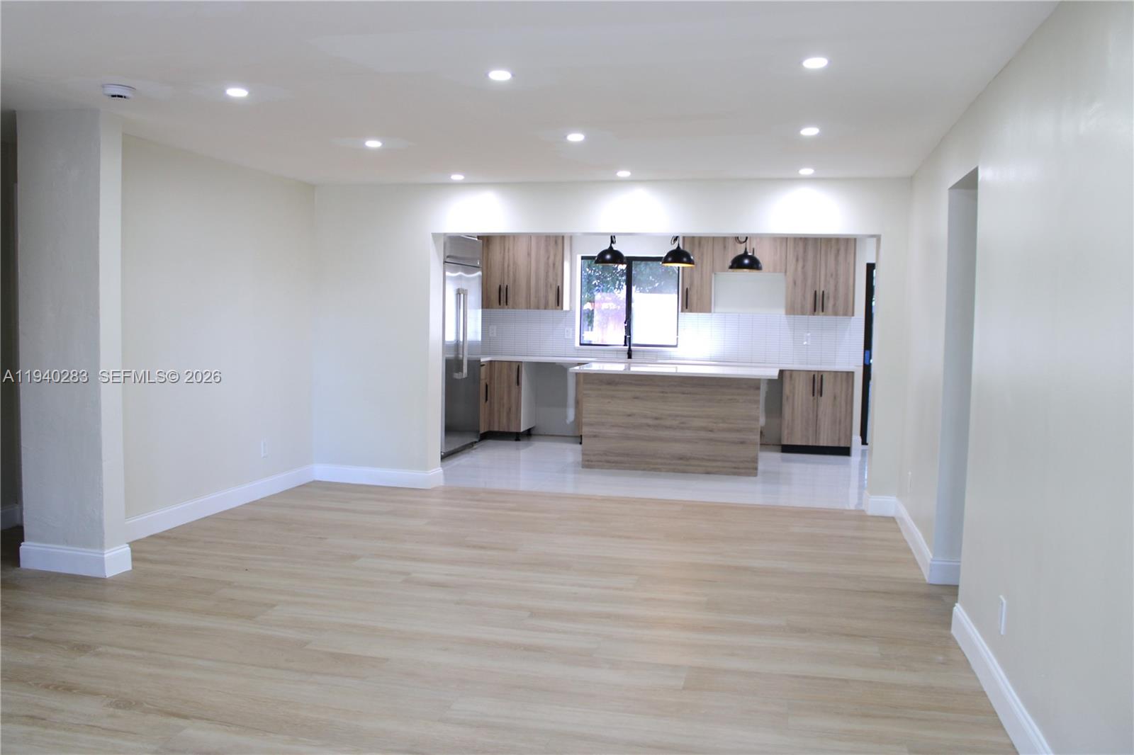 BROADVIEW PARK - Residential