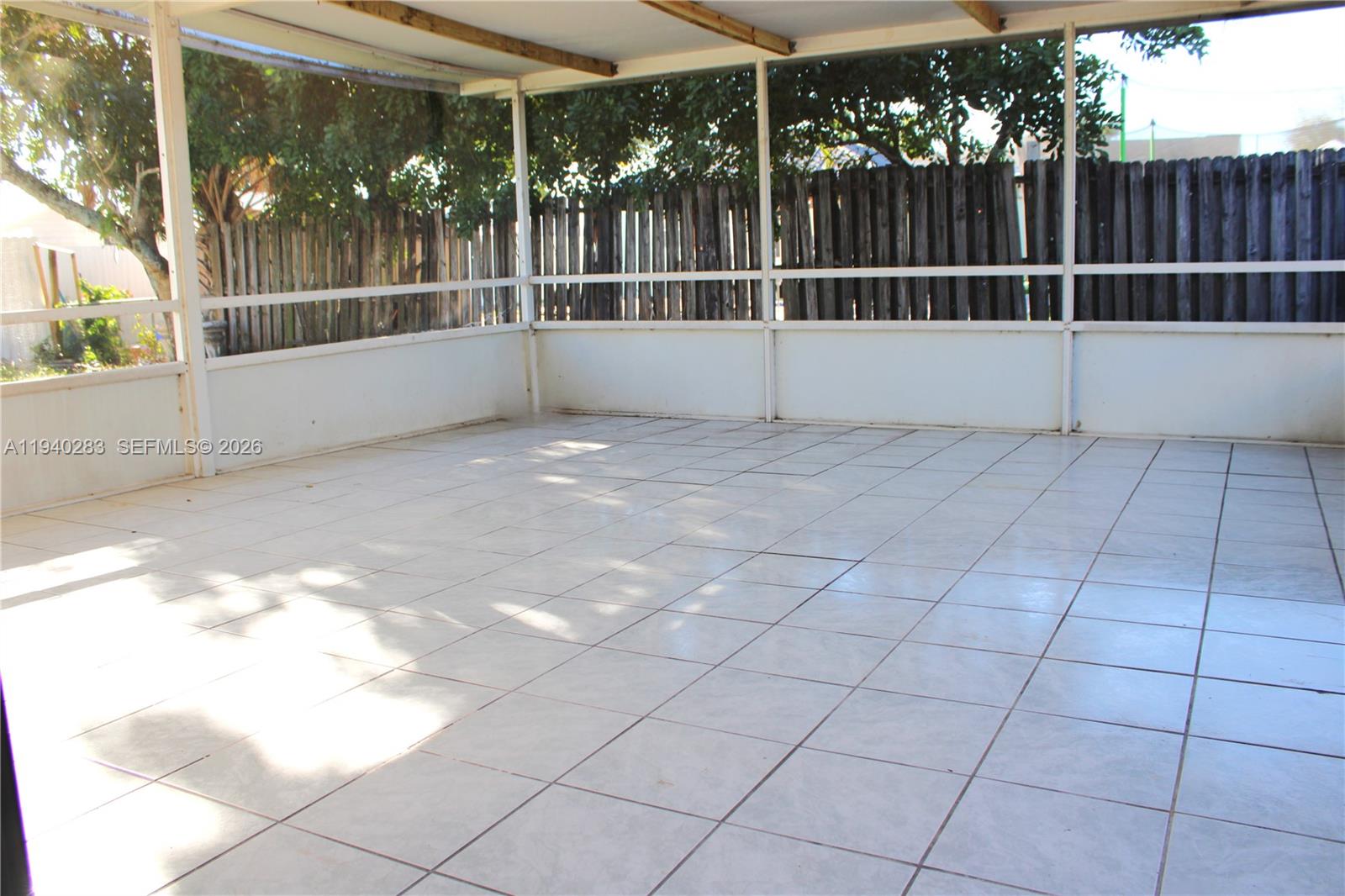 BROADVIEW PARK - Residential